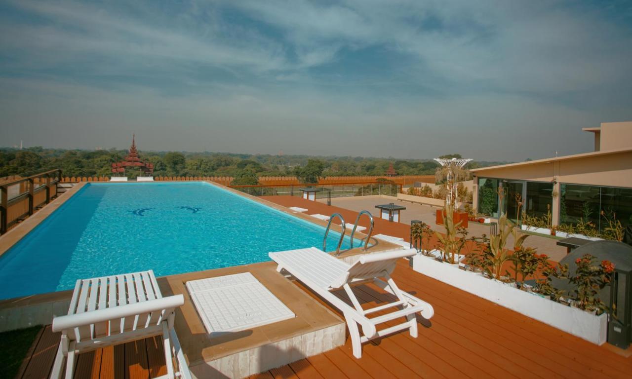 Sunset Palace View Suites Mandalaj Kültér fotó