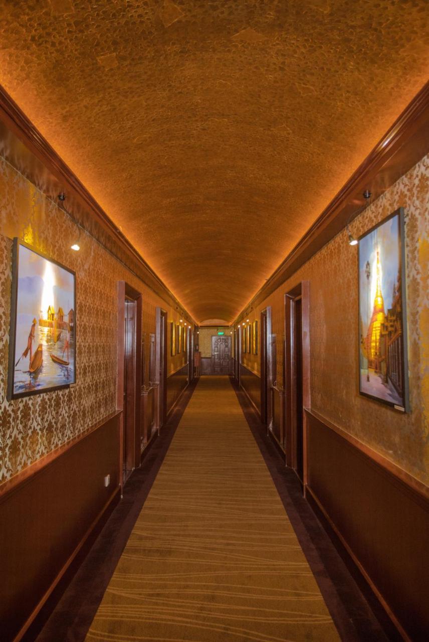 Sunset Palace View Suites Mandalaj Kültér fotó