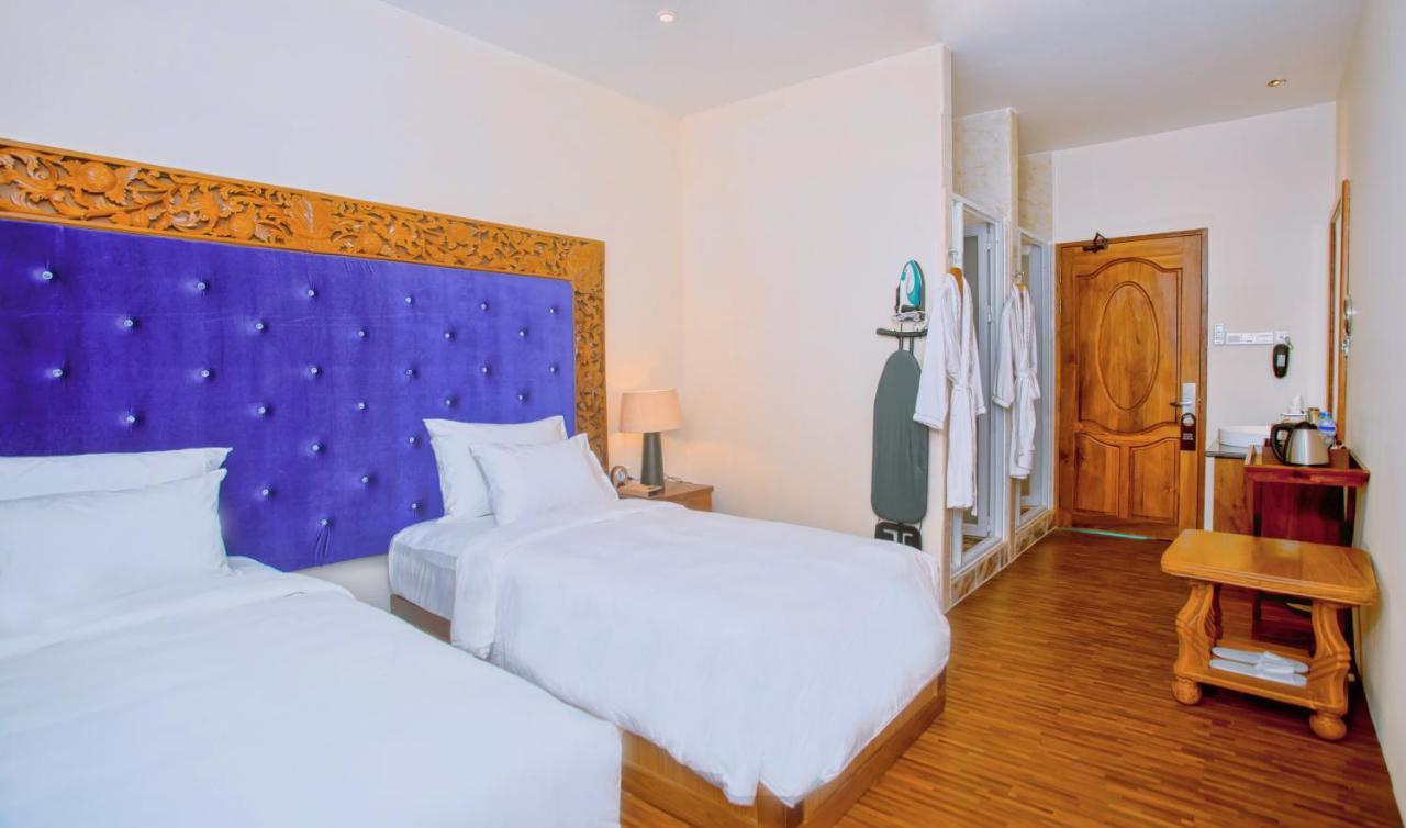 Sunset Palace View Suites Mandalaj Kültér fotó